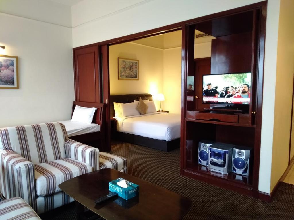 Sky Kl Suite At Time Square Kuala Lumpur Exterior foto